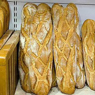 Panadería San José - Barra de pan de artesa medio